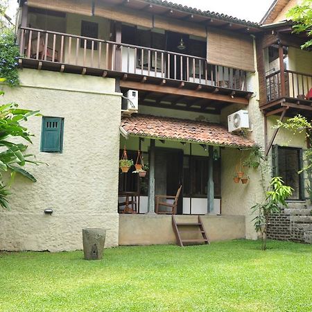 Bed and Breakfast Bangalawa Nawala Exterior foto