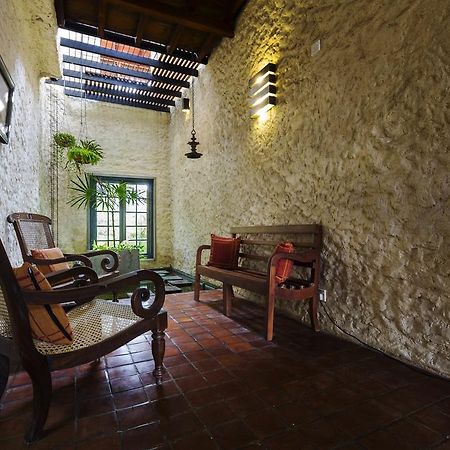 Bed and Breakfast Bangalawa Nawala Exterior foto