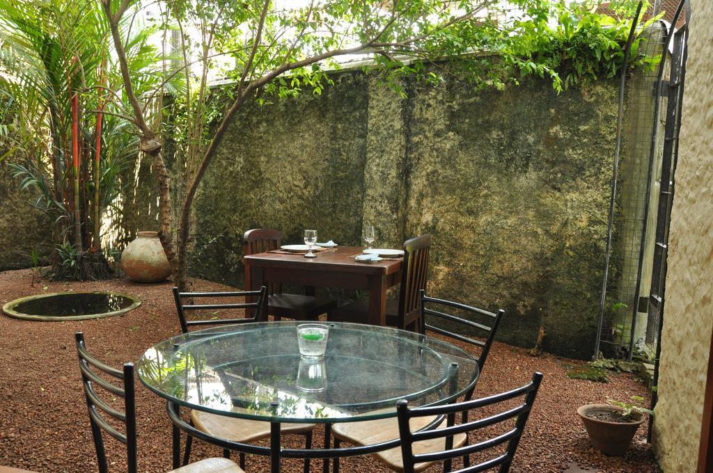 Bed and Breakfast Bangalawa Nawala Exterior foto