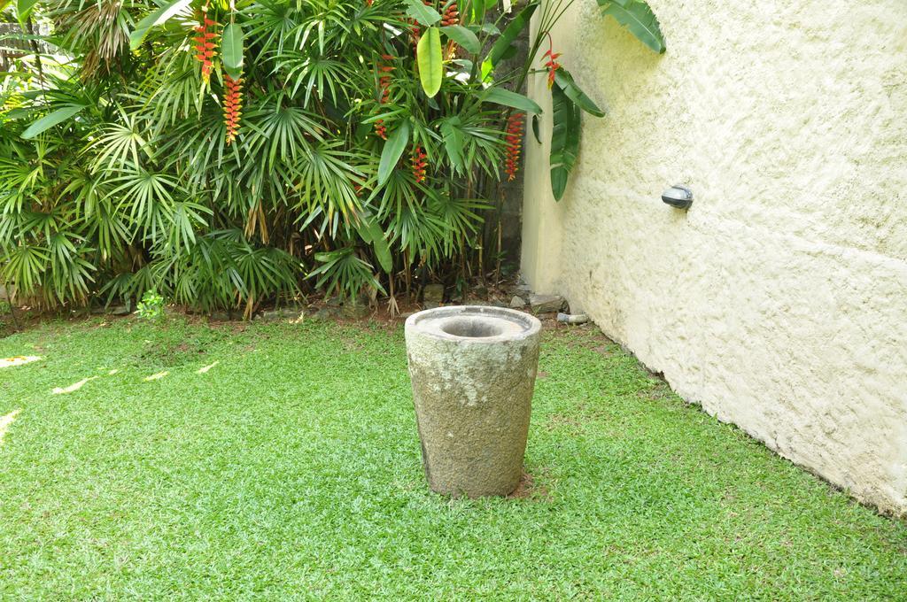 Bed and Breakfast Bangalawa Nawala Exterior foto